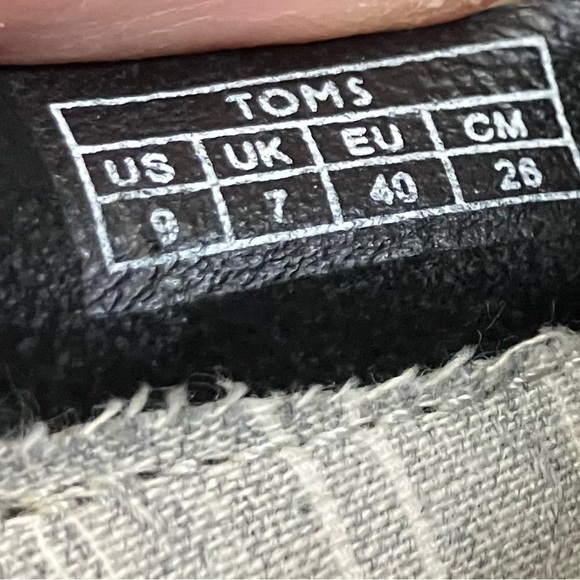 Toms Leila Ankle Boots Booties Suede Dotted Wool Size 9 - Picture 7 of 10